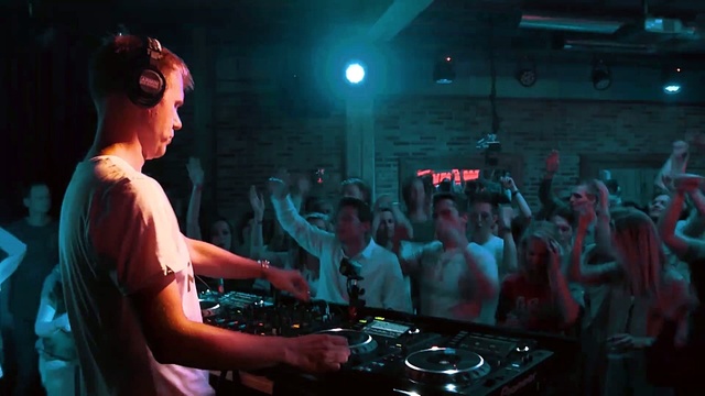 Ken Loi - Lights Out (音频版)