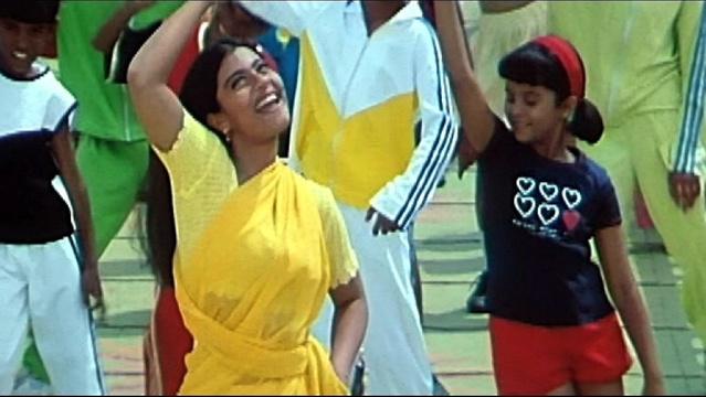 Alka Yagnik - Ladki Badi Anjani Hai