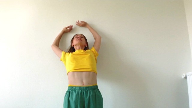 Ea Kaya - Skin And Bones