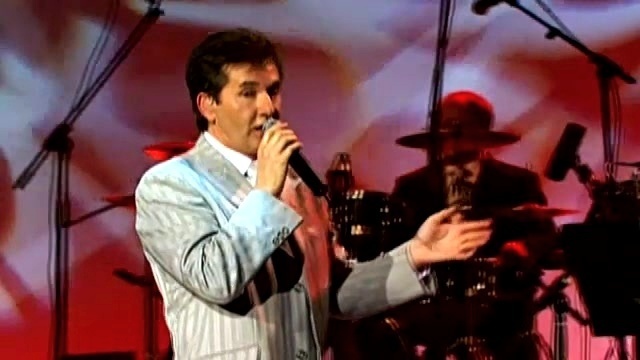 Daniel O'Donnell - Heartaches By The Number (Live)