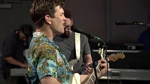 Chris Isaak - Dancin' (Live)