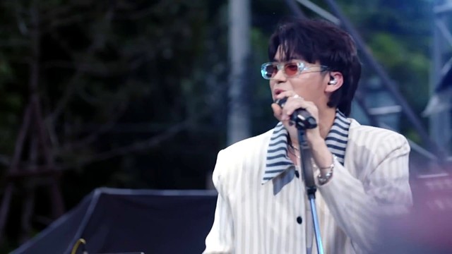 Nont Tanont - แค่แอบหวัง (Live)