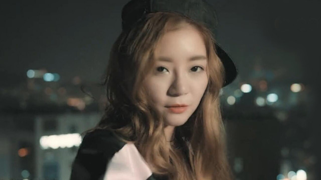 胡芳芳 - Forever 不回头