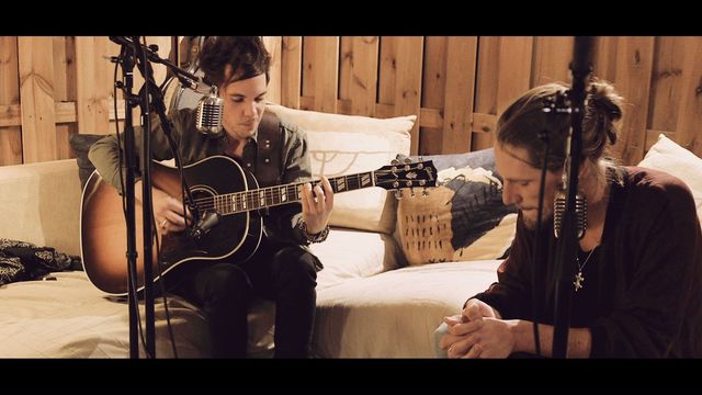 Tiwayo - Stop That Train (Electric Paris #1)