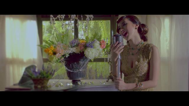 Nicole Asensio - Walang Anuman