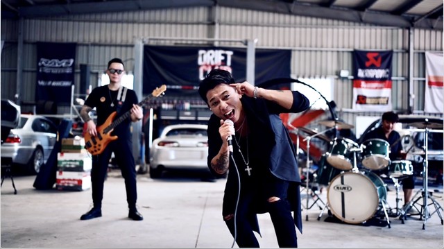 J.I.A郭嘉 - Never Settle Down