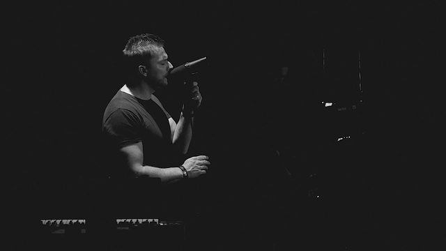 Elekfantz - Close To Me