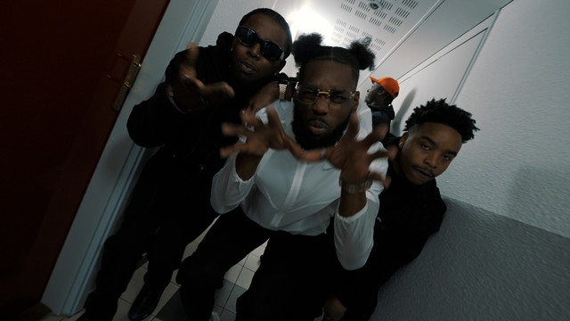 Bhk220 - C'est moi wesh (Clip officiel)