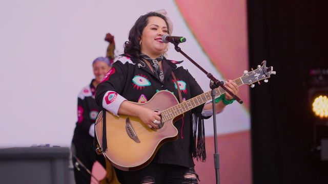 Vivir Quintana - En Las Luces De La Tarde (En vivo desde el festival ARRE 2023)
