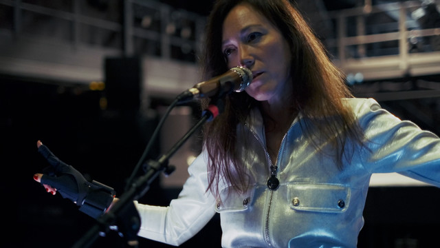 DeLaurentis - Woman Machine (Live Session)