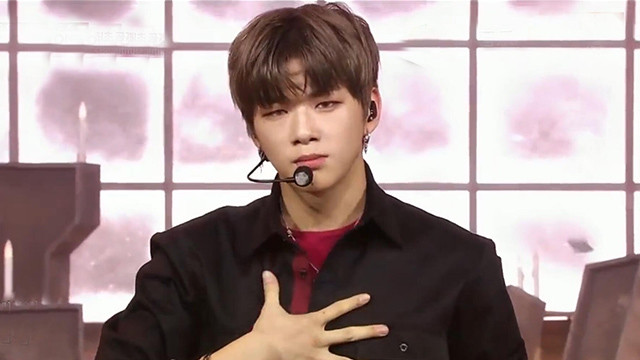 Wanna One - Beautiful (Live At Wanna One Comeback Show)