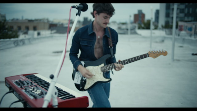 Charlie Burg - Chicago(Take It Or Leave It) (Live from The Tea Factory)