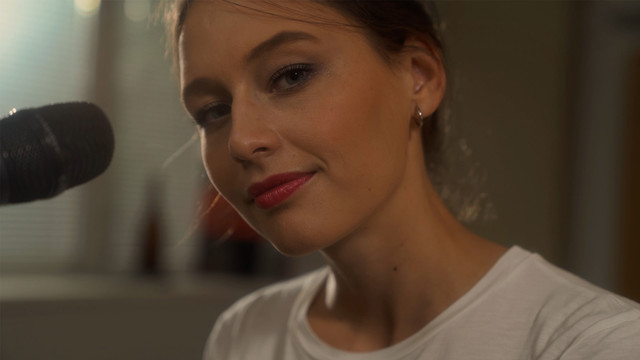 Katerina Marie Ticha - Kolemjdouci