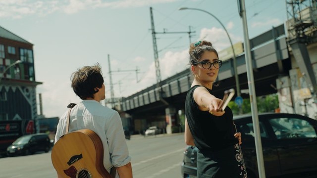 Lina Bó - Weiblich (Official Lyric Video|Acoustic Version)