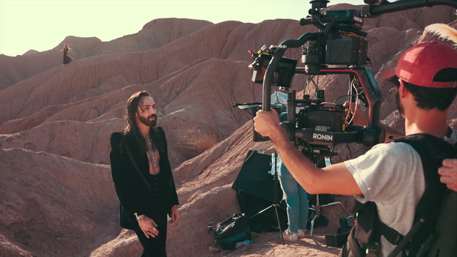Jay De La Cueva - Pájaro De Fuego (Behind The Scenes)