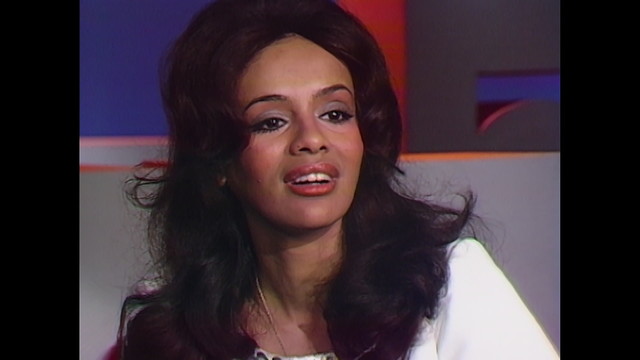 The 5th Dimension - One Less Bell To Answer (Live On The Ed Sullivan Show, February 21, 1971)