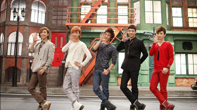 SHINee - Hello