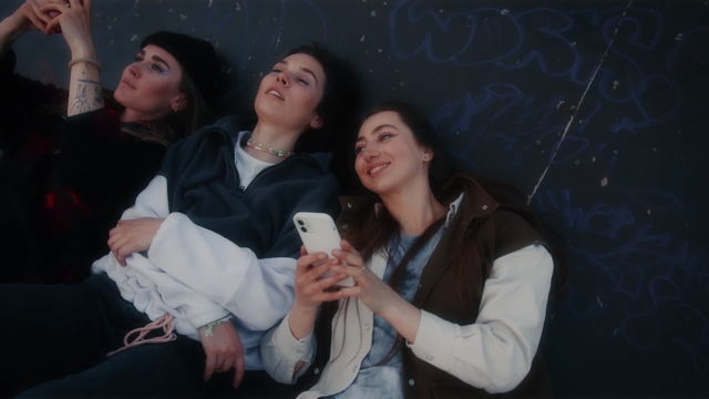 Zeskullz - Deep Down