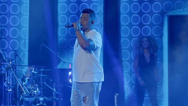 Ricardinho - Só Pra Ver Se Você Volta (Ao Vivo)