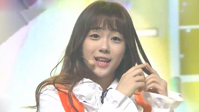 MIXX - 사랑은 갑자기 (Live At Show Champion 2017/01/18) (Live) (Love Is a Sudden)