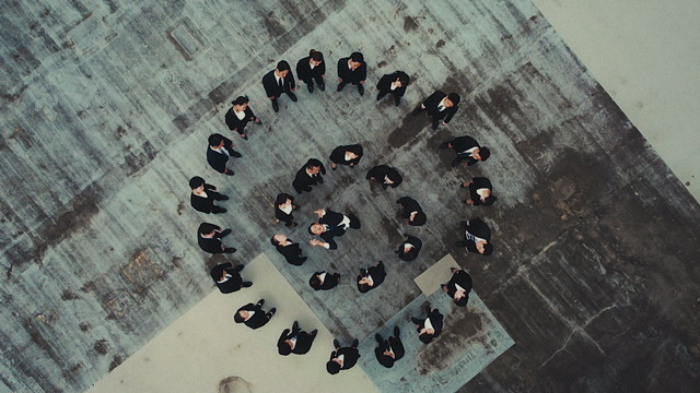 Lewis Thompson - Take Me Back (Official Video)