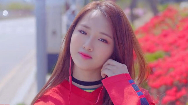 크리샤 츄 - Trouble (Prod. by 용준형, 김태주)