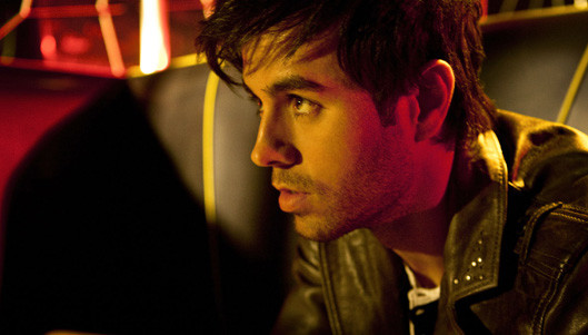 Enrique Iglesias - Ring My Bells (Live)