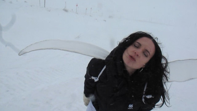 MØ - Keep Møving (Official Visualiser)