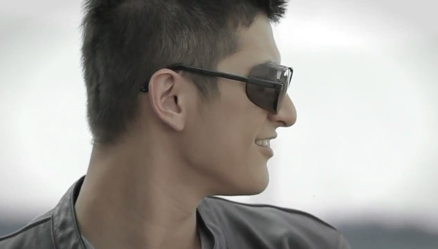 Chin（泰国） - 一个人问题两个答案