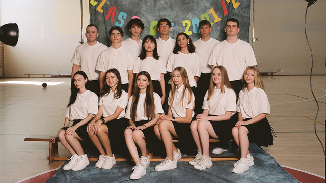 Viki Gabor - Moonlight