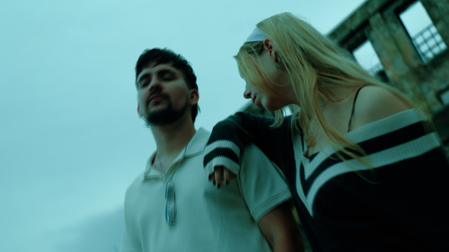 Caztro - moneda sin valor (Video Oficial)