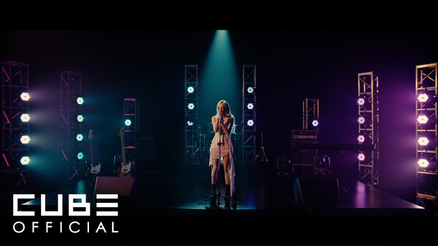 宋雨琦 (YUQI) - 우기 (YUQI) 1st Single [Motivation] '还痛吗' SPECIAL CLIP