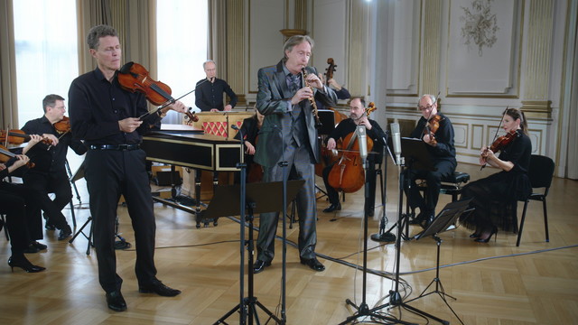 Albrecht Mayer - Stölzel: Bist du bei mir(Formerly Attrib. J.S. Bach as BWV 508, Transcr. for Oboe, Solo Violin, Strings and Basso continuo)