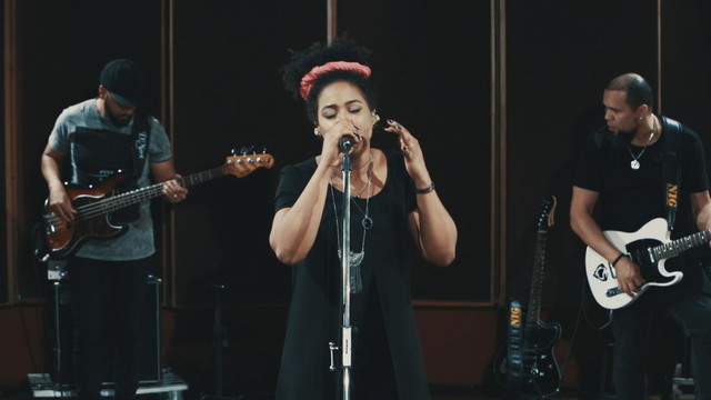 Sarah Oliveira - Sarah Live Session: Eu Sou De Jesus