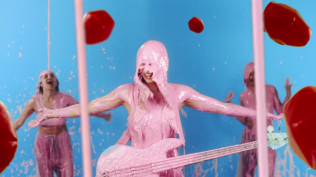 Blu DeTiger - Hot Crush Lover