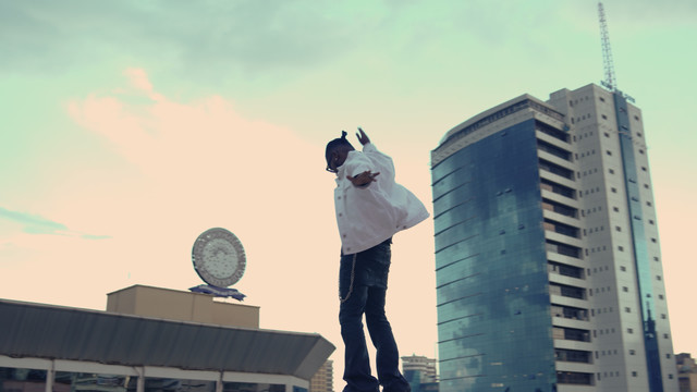 Keemlyf - Outside (Visualizer)