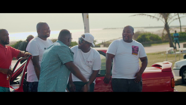 Sphectacula and DJ Naves - Ngeke