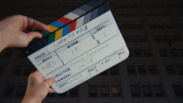 Reggie - reggie - Sometimes (Visualizer)