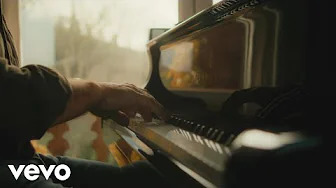 Ludovico Einaudi - Almost June (Performance Video)