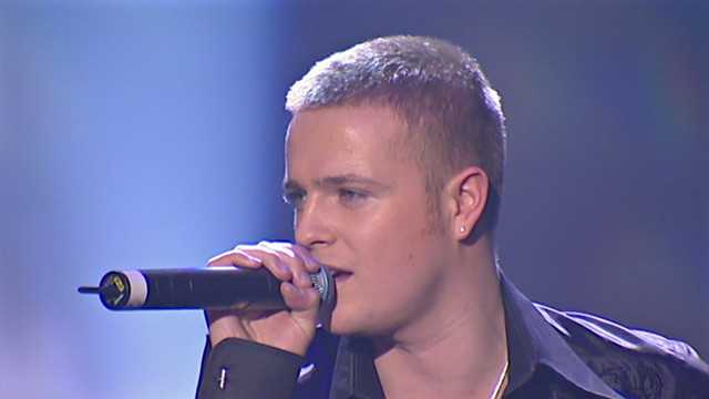 Westlife - Queen of My Heart (Live from The Top of the Pops Awards, 2001)