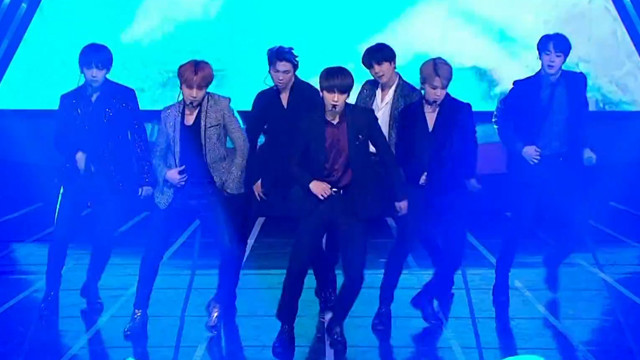 BTS - 피 땀 눈물 + 불타오르네 (FIRE) (Live At 2016 Asia Artist Awards)