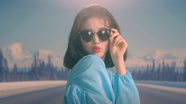 Brown Eyed Soul - Right (Feat. SOLE)