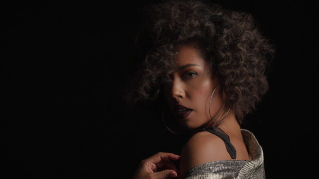 Fela Domínguez - Por Salir De Casa