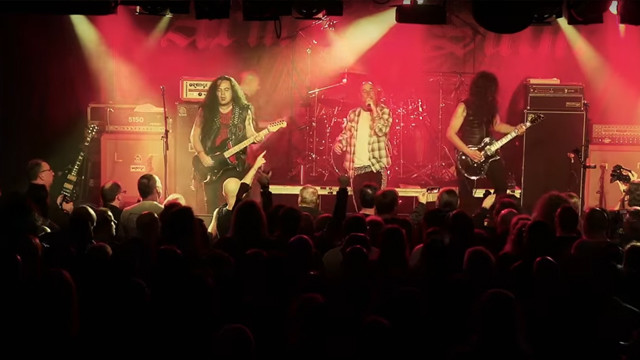 Armored Saint - March of the Saint (Live In Aschaffenburg) (Live)