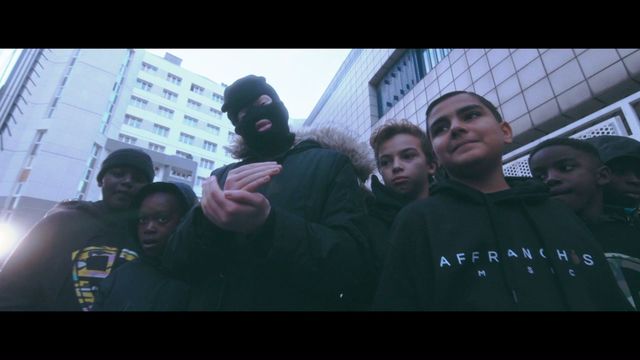 Q.E Favelas - Maman veut pas