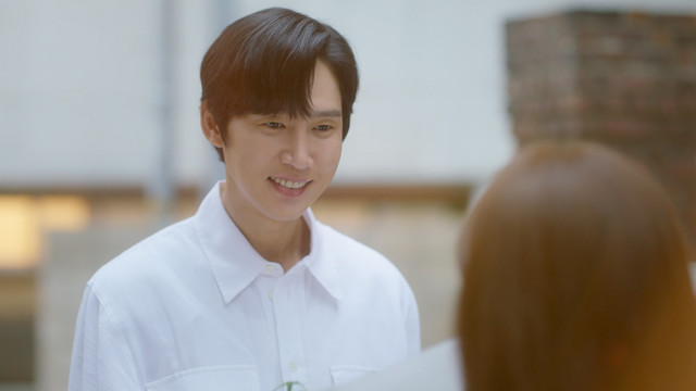 CLOSE YOUR EYES - 여전히 (Waiting For You) (MV)