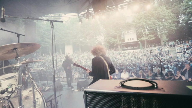 RHEA - Support Wolfmother(Rivierenhof)