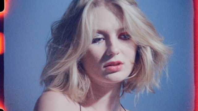 Lilyisthatyou - Do I make you nervous? (Lyric Video)