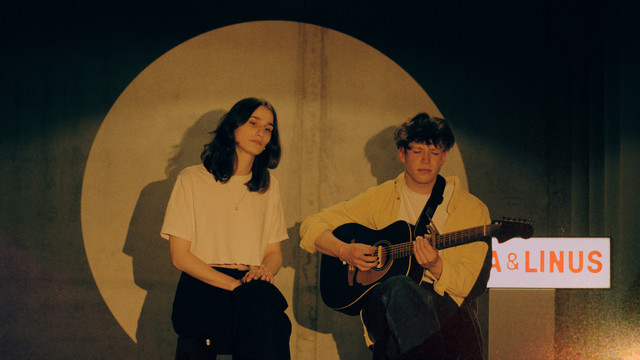 Lena&Linus - Komisch (Official Video)