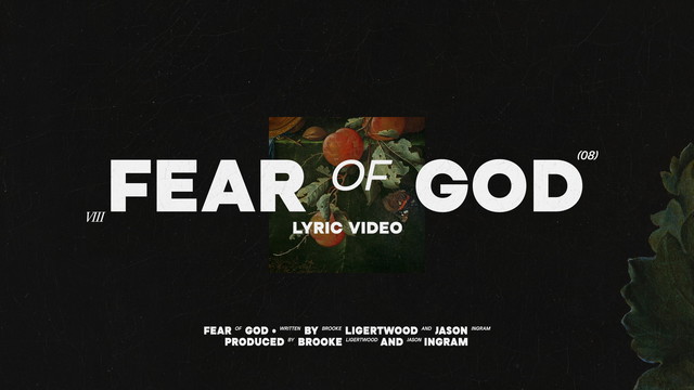 Brooke Ligertwood - Fear Of God (Lyric Video)